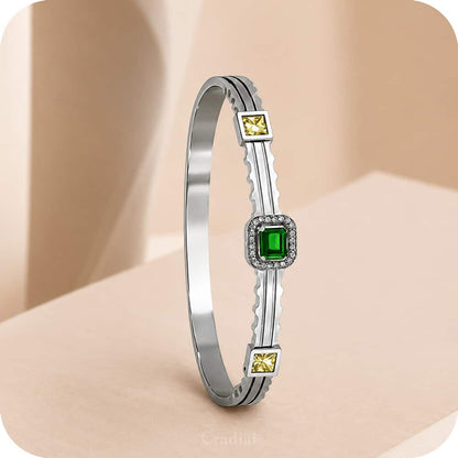 Emerize Silver Bangle