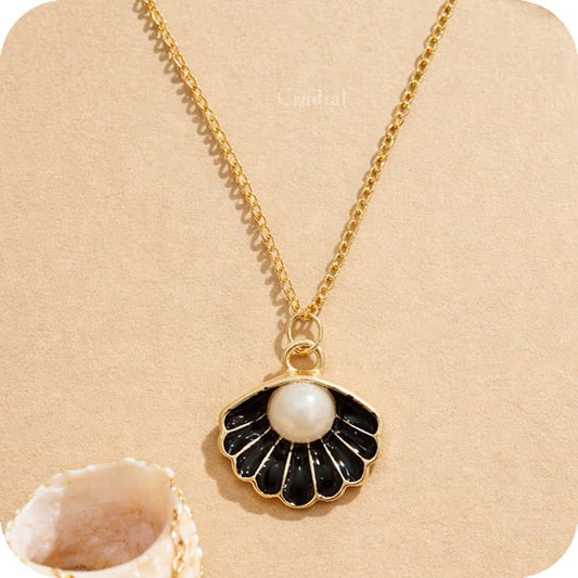 Black Shell Necklace