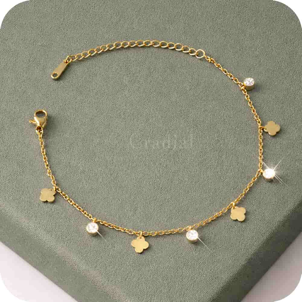 Clover Drape Bracelet