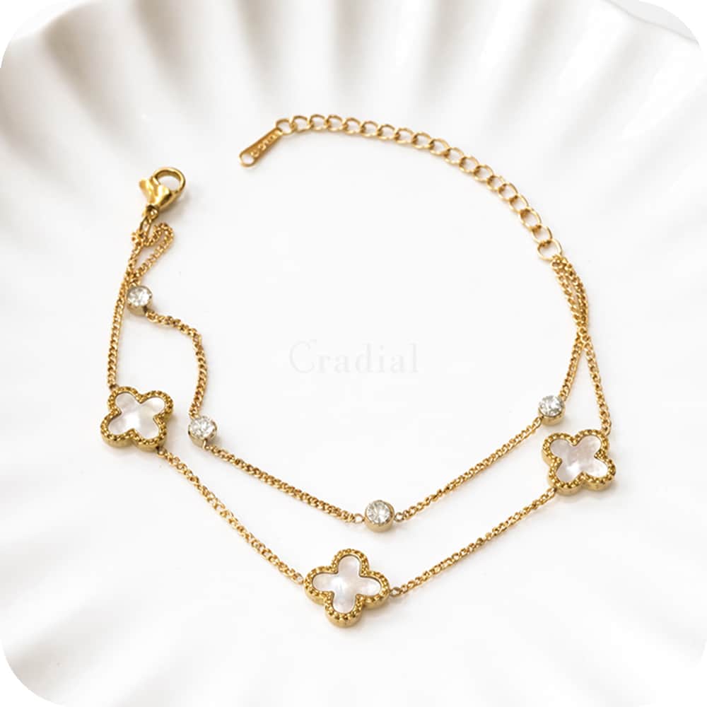 Clover Trace Bracelet