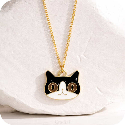 Oroe Cat Necklace