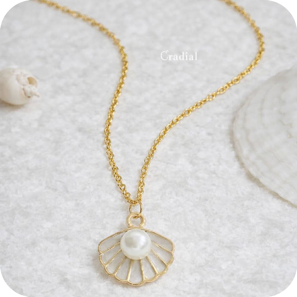 White Shell Necklace