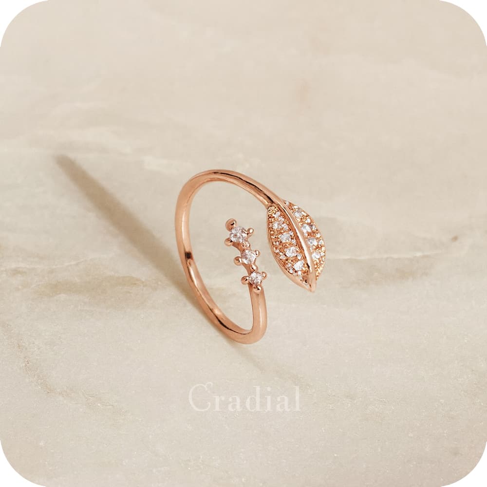 Leavia Rose Gold Ring