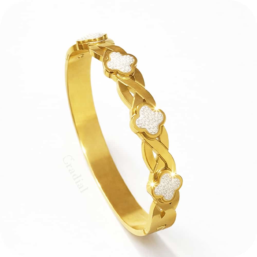 Caly Clover Bangle