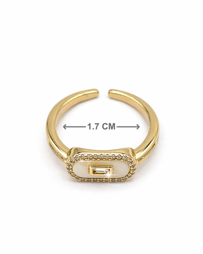 Baguelle Gold Ring