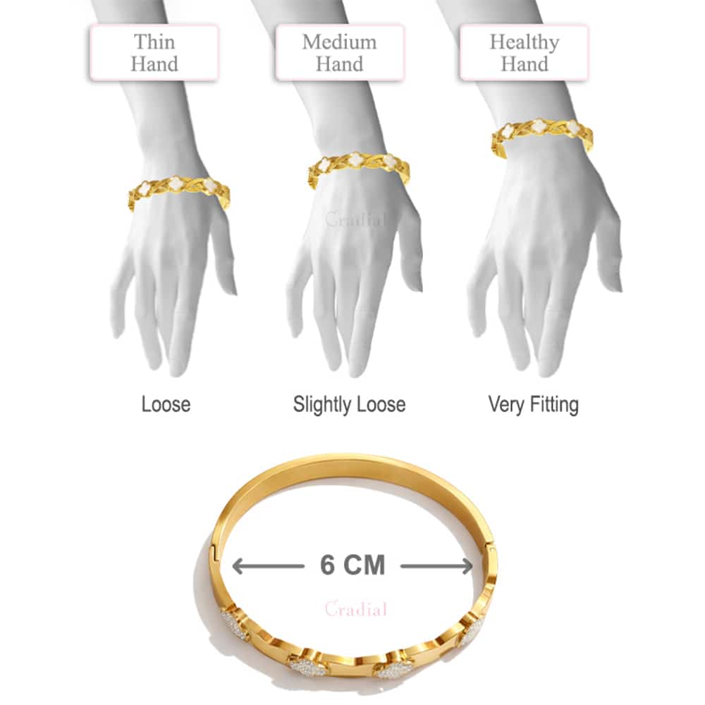 Caly Clover Bangle