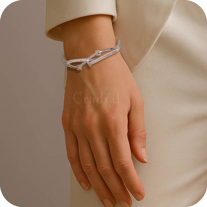Bolt Knot Silver Bangle