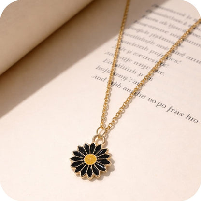 Daisy Charm Necklace